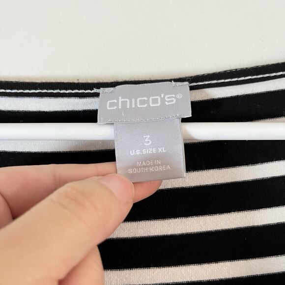Chicos Top Blouse sz 3 XL Black White Stripe 3/4 Sleeve Stretch Knit V neck - Picture 3 of 6